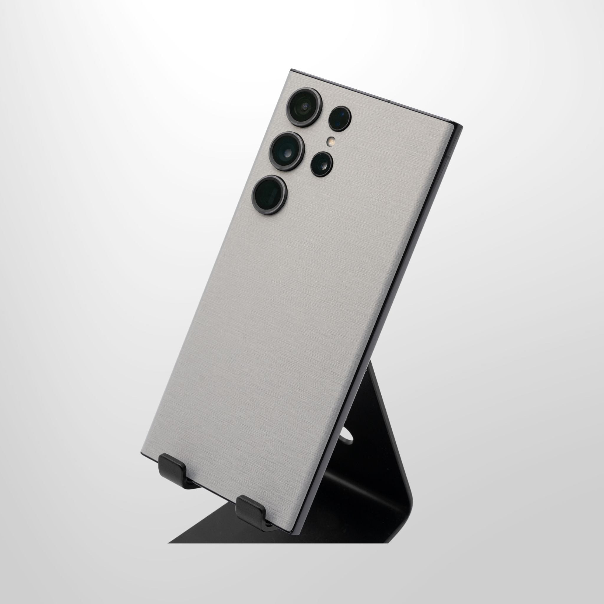 Brushed Aluminum